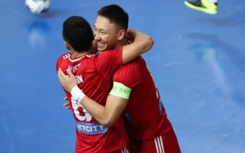 «Кайрат» оформил разгром и вышел в плей-офф Лиги чемпионов