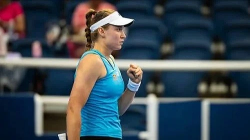 Rybakina starts 2025 WTA Finals with dominant victory over Anisimova
