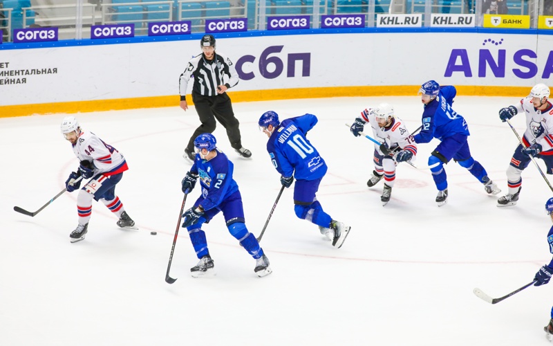 «Барыс» уступил «Нефтехимику» и потерпел четвёртое поражение подряд