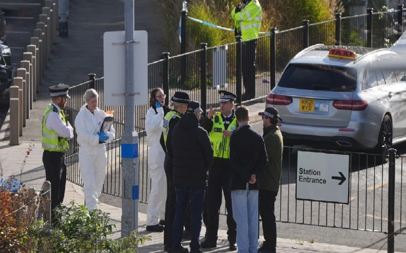 Англия поезд нападение