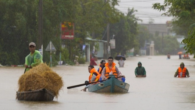 Наводнение во Вьетнаме: погибли 37 человек