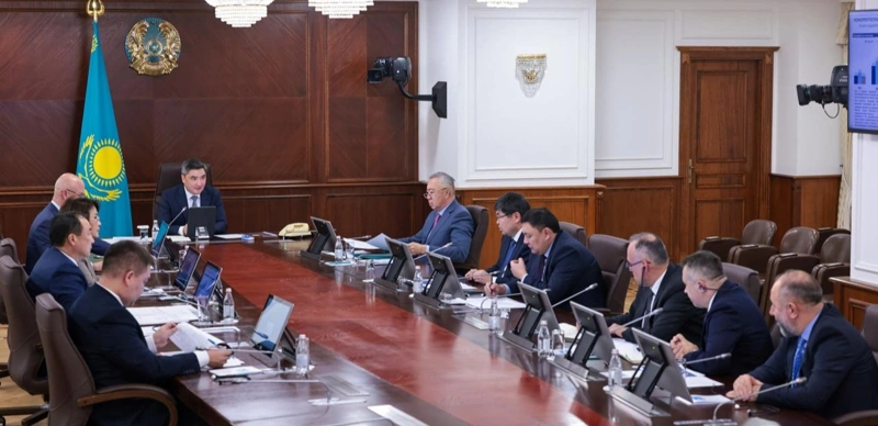 Úkimette Almaty áýejaıyn jańǵyrtý jumystarynyń barysy qaraldy