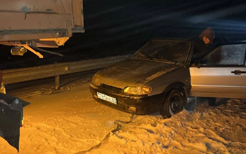 «QazAvtoJol»: kóktaıǵaq saldarynan kólikterdiń jol jıegine shyǵyp ketýi jıiledi