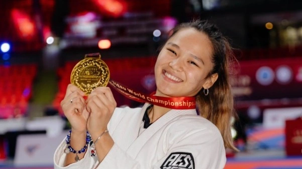 Jibek Qulymbetova