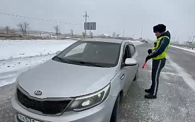 Полиция и коммунальщики Караганды перешли на усиленный режим из-за снегопада