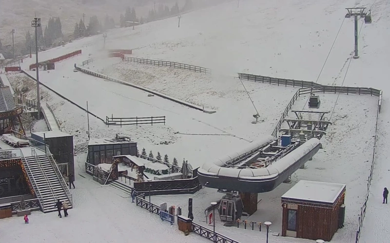 В горах Алматы выпал снег