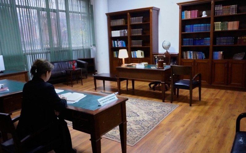 Ұлттық кітапхана Мұхтар Әуезов кабинеті жабылды деген ақпаратты жоққа шығарды Ұлттық кітапхана Мұхтар Әуезов кабинеті жабылды деген ақпаратты жоққа шығарды