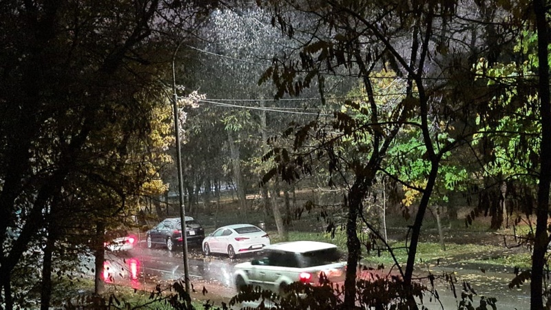 Алматыда қар жауды Алматыда қар жауды