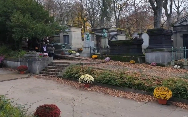 Paris launches cemetery monument lottery to preserve historic gravesites