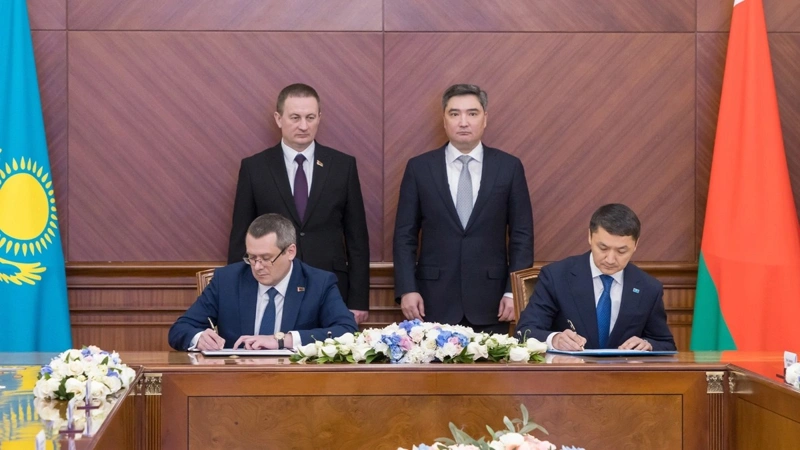 Kazakhstan, Belarus sign bilateral documents in Astana