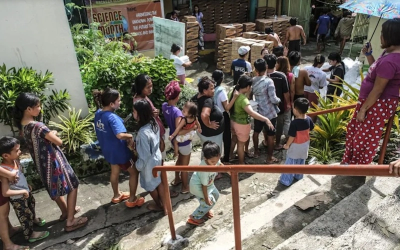 На Филиппинах растет число погибших из-за тайфуна «Калмаеги»