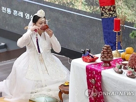 Marriages with foreign spouses in South Korea rise for 3rd year in 2024