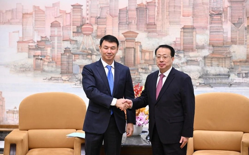 阿拉木图市长访沪 提议成立“阿拉木图—上海商业理事会”
