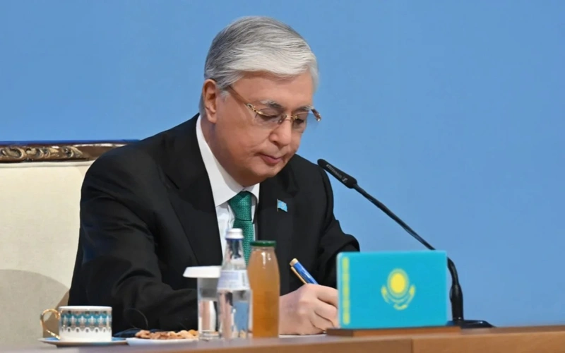 Kazakh President congratulates statisticians on professional holiday