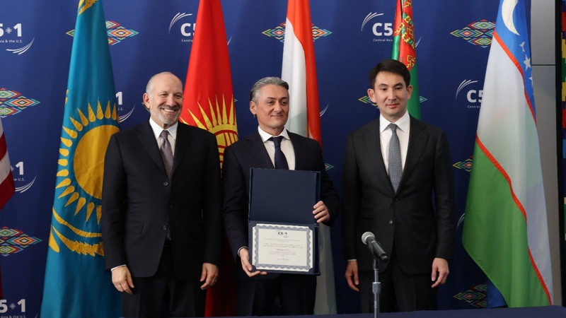 Қазақстан делегациясының АҚШ-қа сапары: 17 млрд долларға бағаланған 30 құжатқа қол қойылды Қазақстан делегациясының АҚШ-қа сапары: 17 млрд долларға бағаланған 30 құжатқа қол қойылды