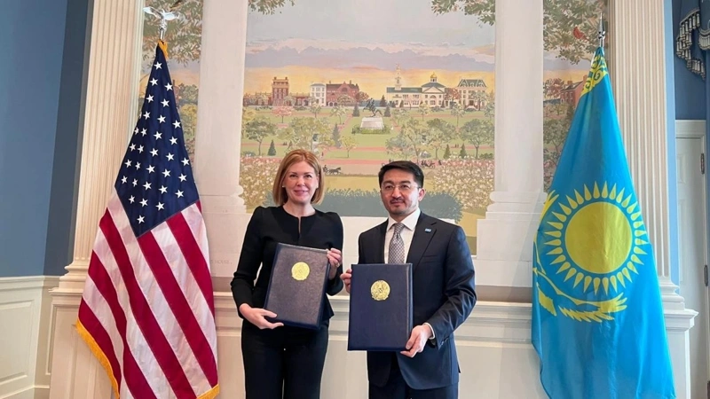 Kazakhstan partners with Oracle to advance cloud technologies