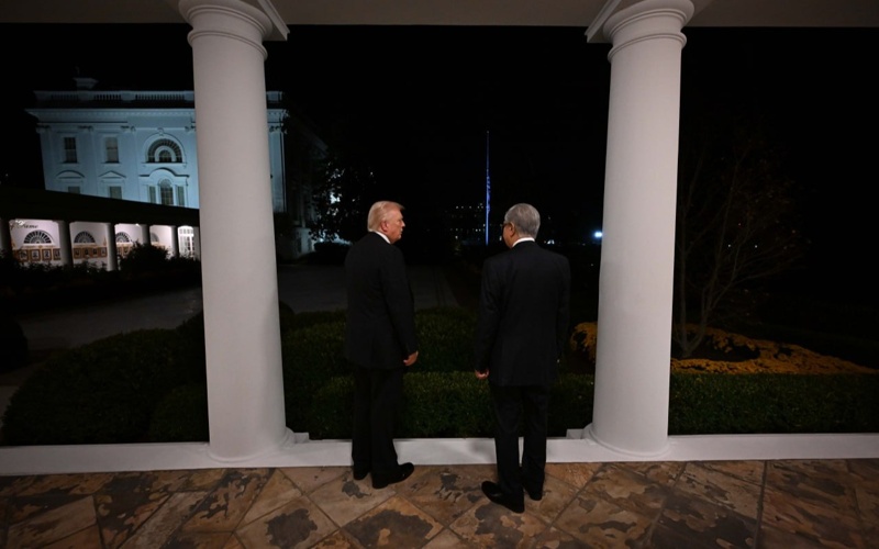 Kassym-Jomart Tokayev and Donald Trump view construction of new ballroom at White House Kassym-Jomart Tokayev and Donald Trump view construction of new ballroom at White House