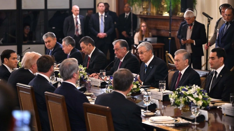 Kazakh President attends Central Asia – U.S. Summit at White House