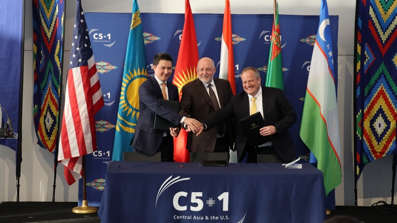 Қазақстан делегациясының АҚШ-қа сапары: 17 млрд долларға бағаланған 30 құжатқа қол қойылды Қазақстан делегациясының АҚШ-қа сапары: 17 млрд долларға бағаланған 30 құжатқа қол қойылды