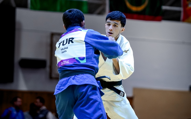 Шерзод Давлатов п