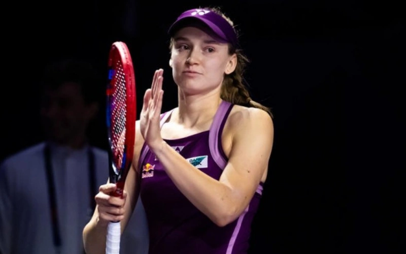 Elena Rybakina advances to her first-ever WTA Finals title match