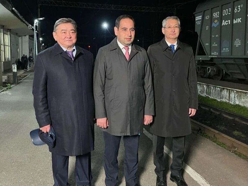 Қазақстан бидайы тиелген алғашқы пойыз Арменияға жетті