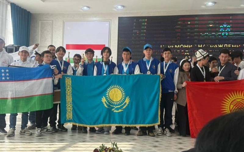 Қазақстандық оқушылар Халықаралық KhIMIO2025 олимпиадасынан сегіз медаль жеңіп алды
