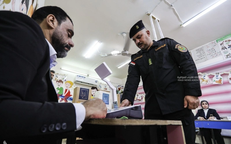 Специальное голосование перед парламентскими выборами прошло в Ираке