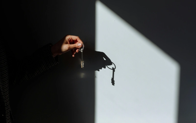 В Казахстане хотят запретить оплачивать проценты по ипотеке пенсионными излишками