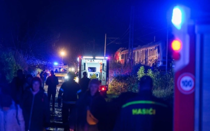 At least 18 injured in train collision in Slovakia