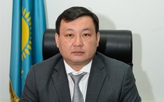 ЖАХАНОВ Бахыт Дуйсенович