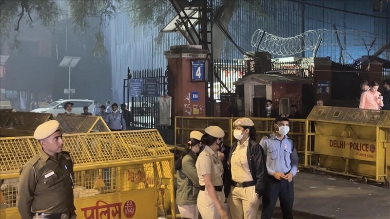 Car explosion kills 8, injures 15 others in Indian capital New Delhi near historic Red Fort
