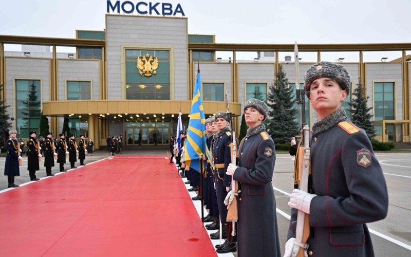 Kassym-Jomart Tokayev arrives in Moscow for state visit Kassym-Jomart Tokayev arrives in Moscow for state visit