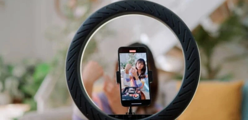 әлеуметтік желі