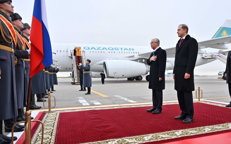 Qasym-Jomart Toqaev Reseı Prezıdenti Vladımır Pýtınniń shaqyrýymen Máskeýge memlekettik saparmen bardy
