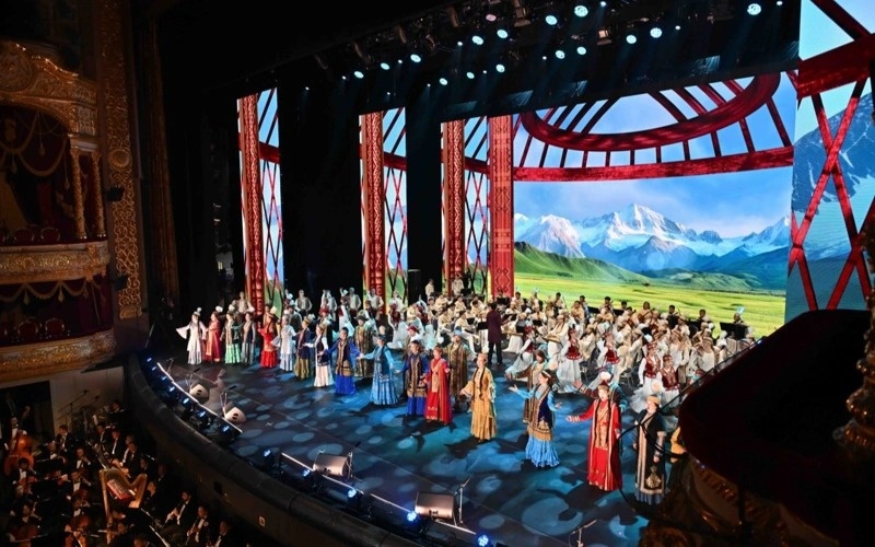 Tokayev and Putin attend Kazakhstani artists’ gala concert in Moscow 