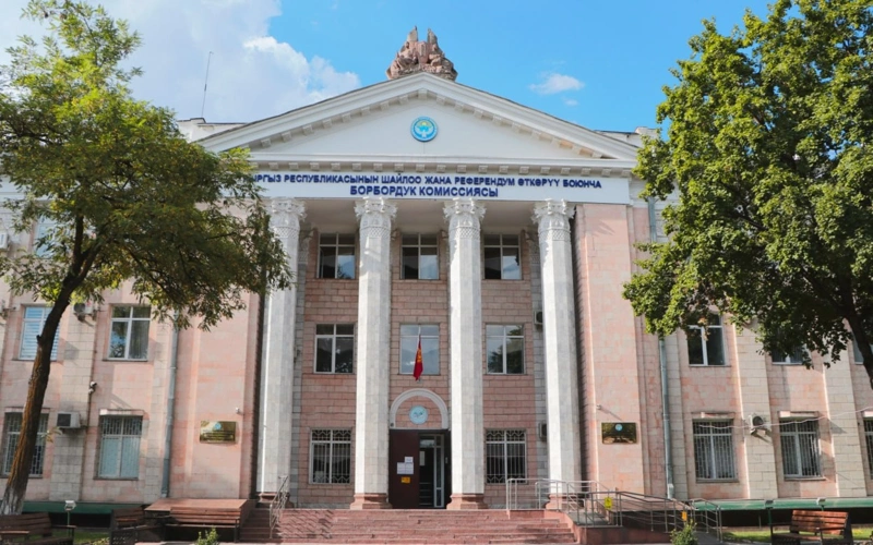 Проведение парламентских выборов находится на личном контроле президента Кыргызстана