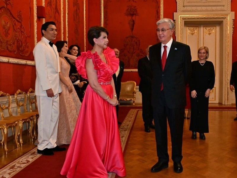 Tokayev and Putin attend Kazakhstani artists’ gala concert in Moscow 