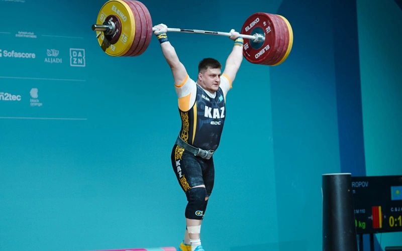 Kazakhstan's Artyom Antropov claims bronze at Islamic Solidarity Games