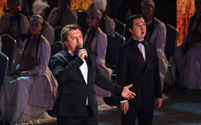 Tokayev and Putin attend Kazakhstani artists’ gala concert in Moscow 