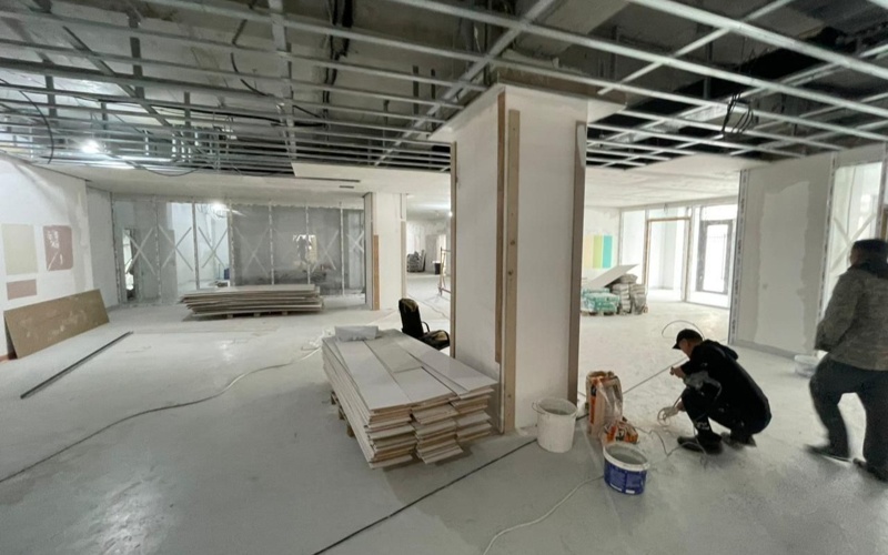 Алматының Бостандық ауданында жаңа емхананың құрылысы аяқталуға жақын