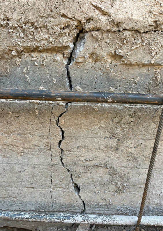 Дома повреждены из-за порыва водопроводной трубы в Шымкенте Дома повреждены из-за порыва водопроводной трубы в Шымкенте