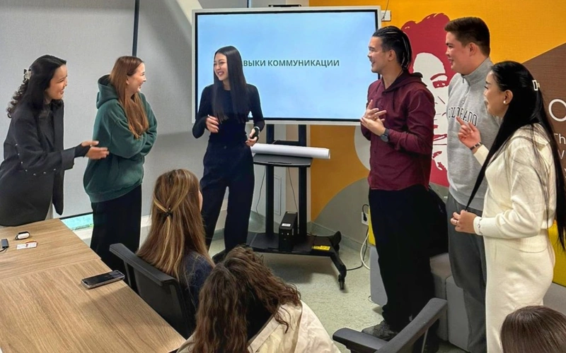 ВИЧ без страха: в Алматы тестируют инновационные методы информирования