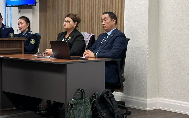 Bıshımbaevtyń anasy týysyn 990 myń dollardy ıemdendi dep aıyptady: Astanada sot ótip jatyr. Mat Bıshımbaeva rasskazala v sýde o proıshojdenıı pochtı mıllıona dollarov