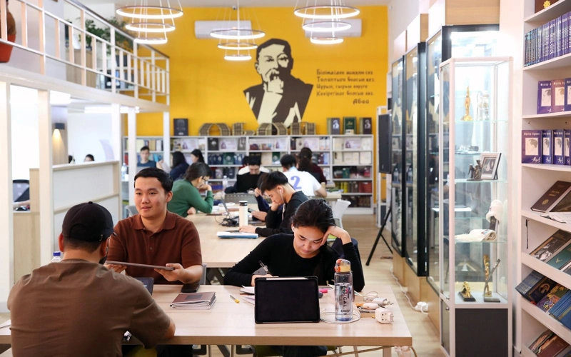 Almaty — oqyrmandar qalasy: 2,8 mln almatylyq qala kitaphanalaryna barady 