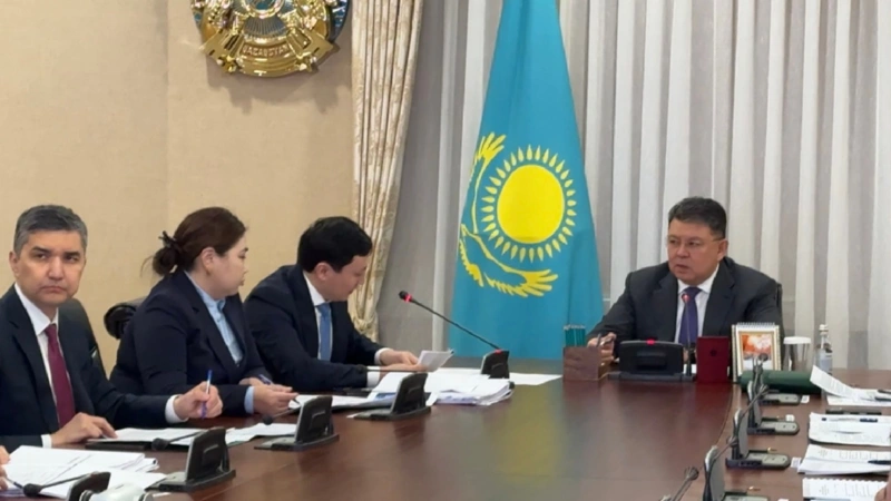 Под председательством вице-премьера РК Каната Бозумбаева прошло заседание проектного офиса по реализации нацпроекта «Модернизация коммунального и энергетического секторов»