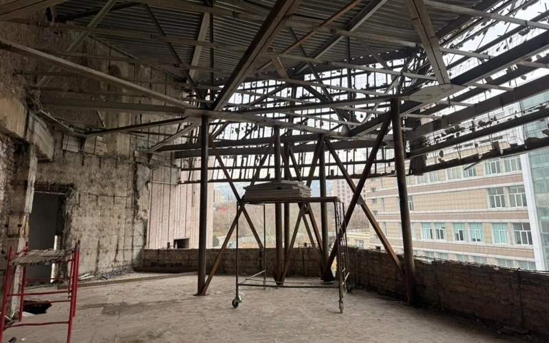 Что происходит со Дворцом студентов в Алматы