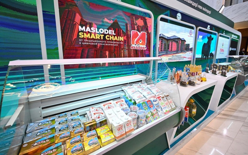 Мемлекет басшысы ауыл шаруашылығындағы цифрлық шешімдер көрмесін аралап көрді 