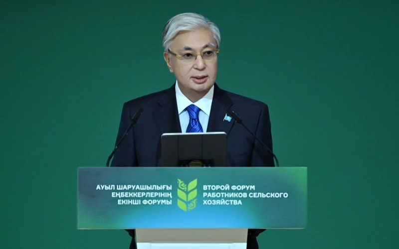 Президент поручил Правительству обеспечить бесперебойные поставки сельхозпродукции на экспорт