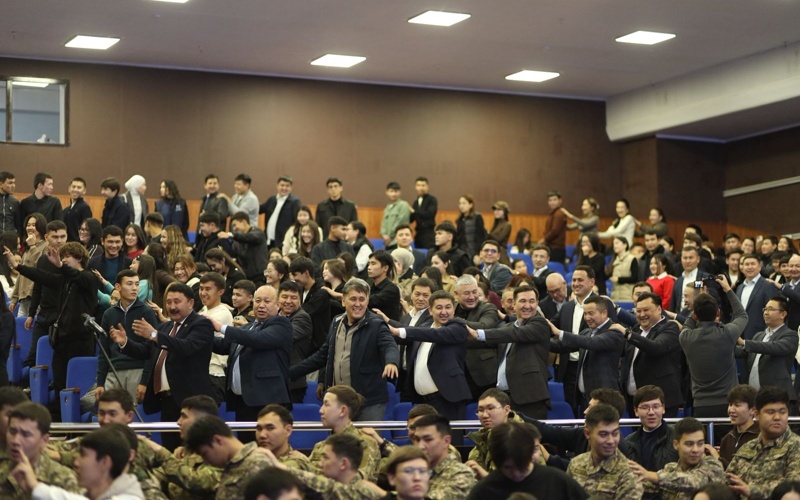 Послы перемен: молодежь Шымкента выступила за Закон и Порядок Послы перемен: молодежь Шымкента выступила за Закон и Порядок